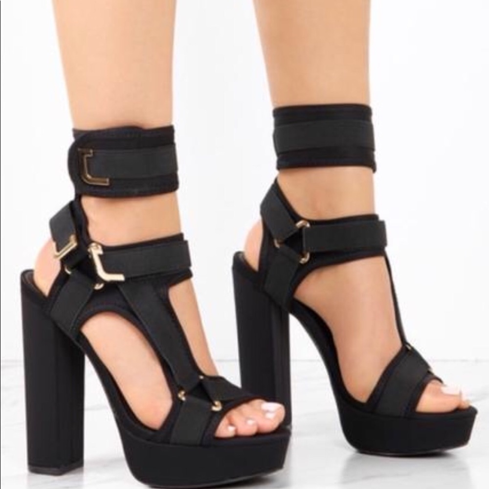 Black Lilianna heels